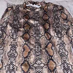 Snakeskin Top!